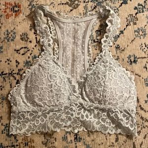 BRAS 3 FOR $30 Aerie lace bralette